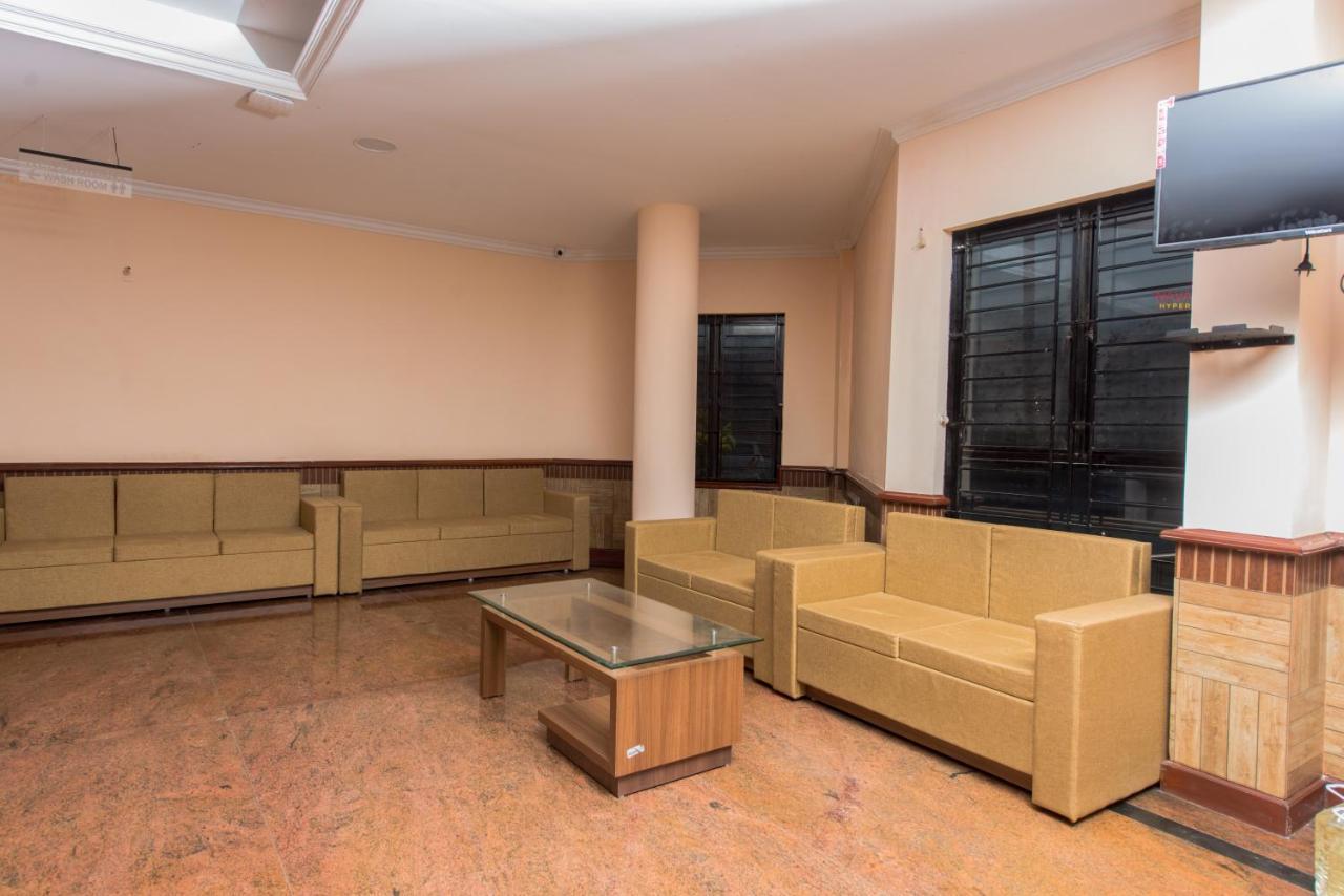 Kallada Golden Hotel Thrissur Zewnętrze zdjęcie