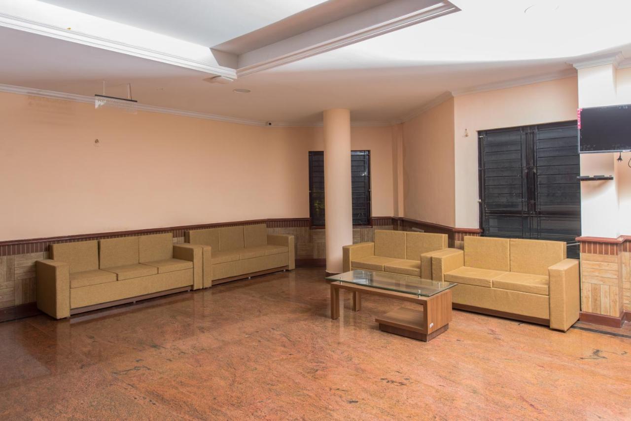 Kallada Golden Hotel Thrissur Zewnętrze zdjęcie